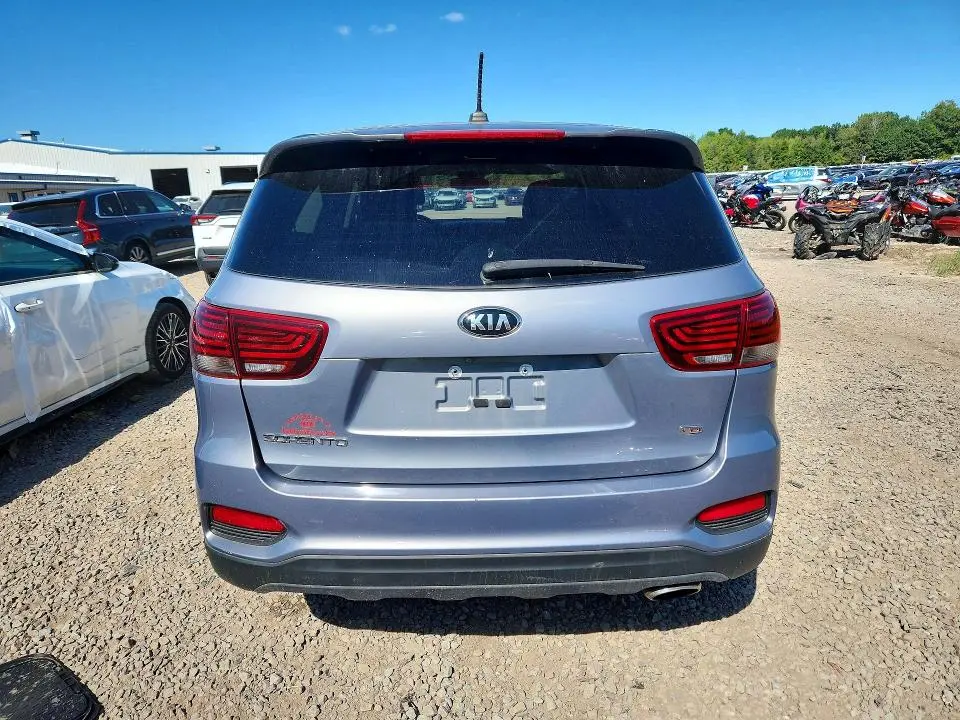 2020 KIA SORENTO LX  