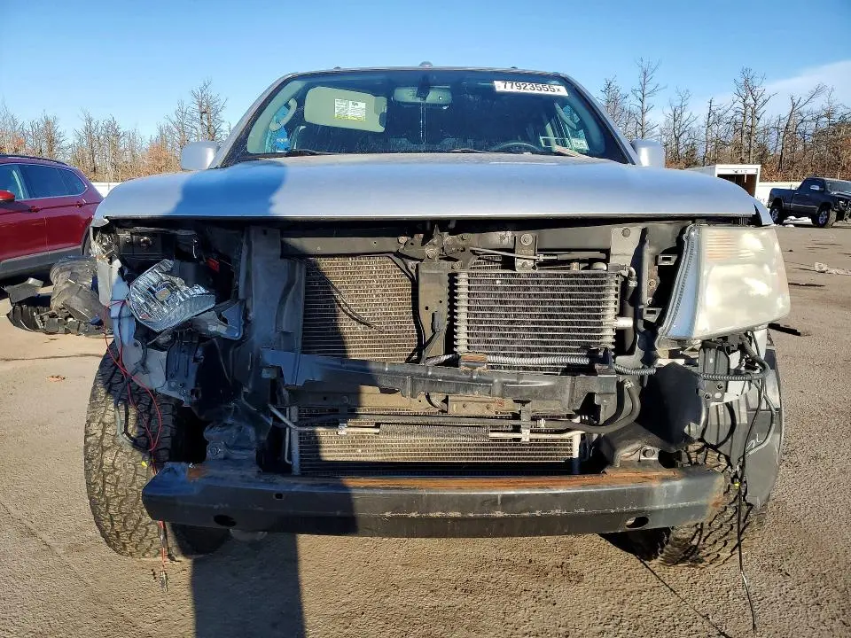 2011 NISSAN PATHFINDER S  