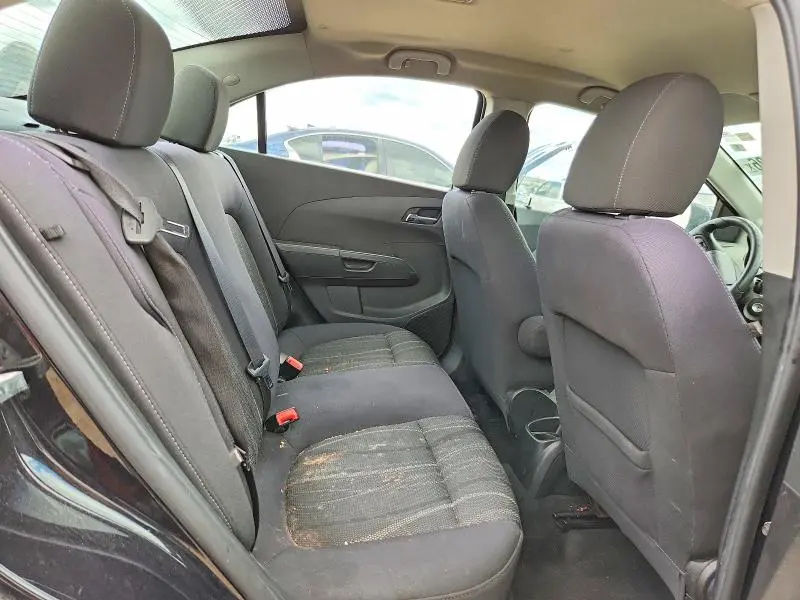 2015 CHEVROLET SONIC LT  