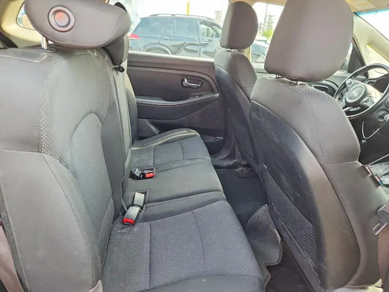 2016 KIA RONDO   
