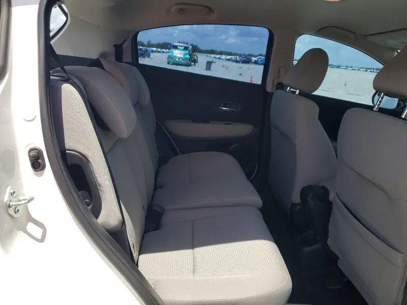 2021 HONDA HR-V LX  
