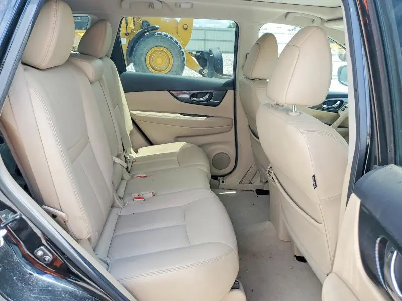 2015 NISSAN ROGUE SL  