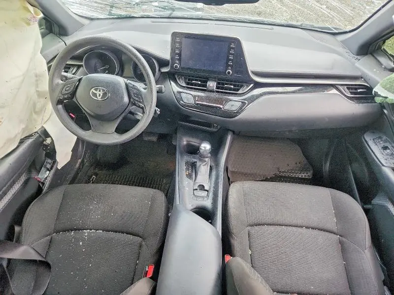 2019 TOYOTA C-HR LE  