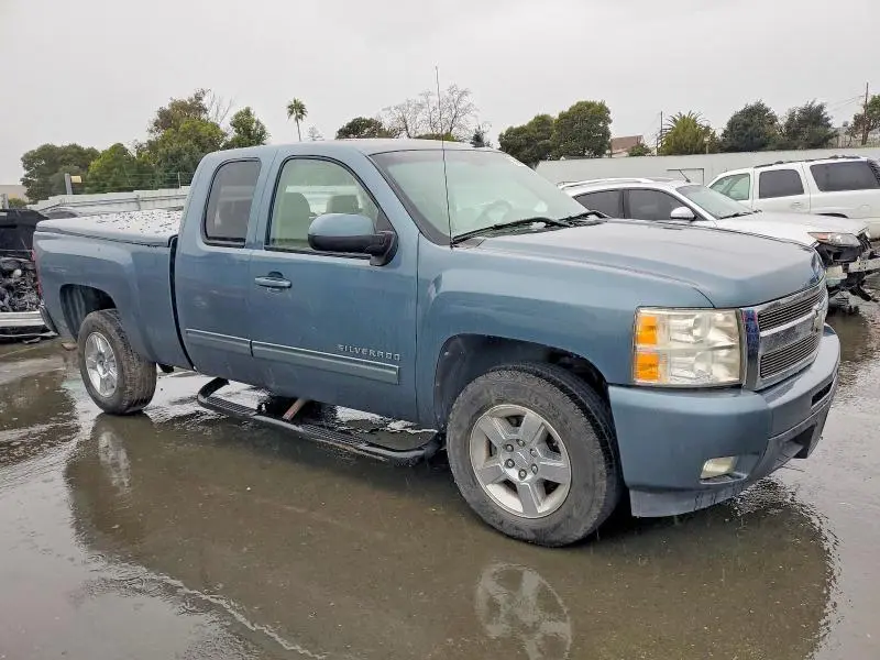 2010 CHEVROLET SILVERADO C1500 LTZ  