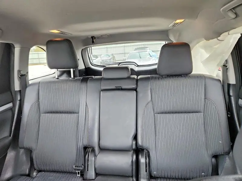 2015 TOYOTA HIGHLANDER LE PLUS  