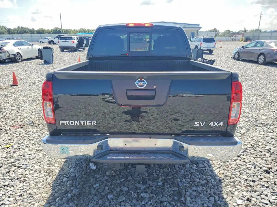 2018 NISSAN FRONTIER SV  