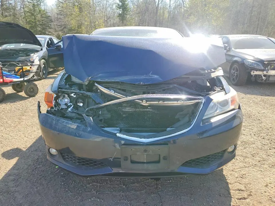 2013 ACURA ILX 20 PREMIUM  