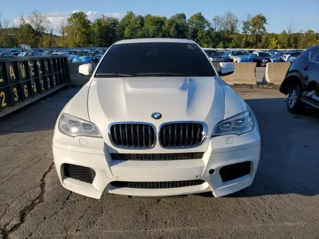 2014 BMW X6 M  