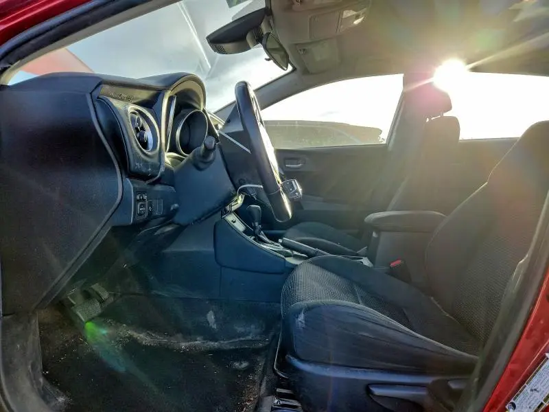 2018 TOYOTA COROLLA IM   