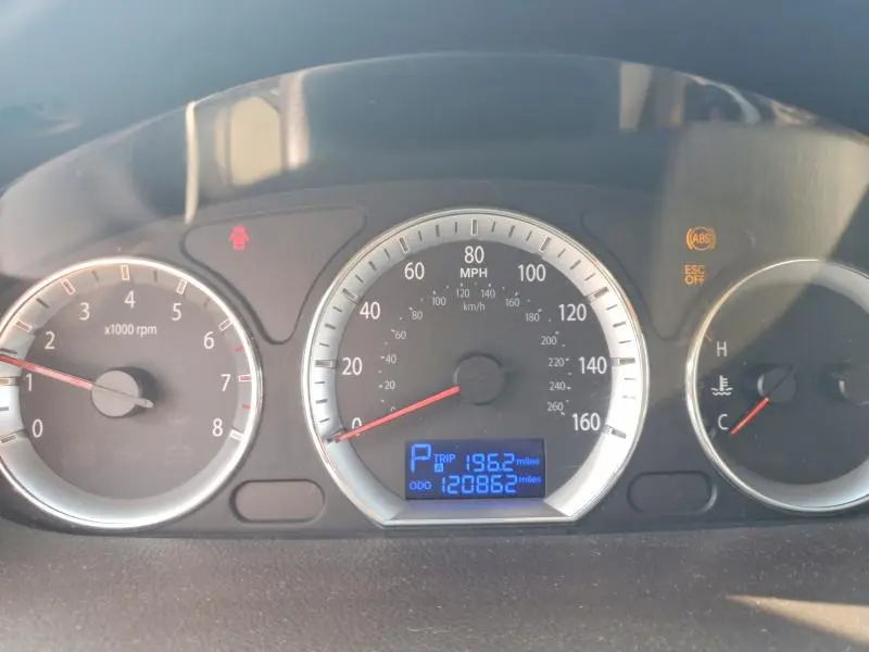 2010 HYUNDAI SONATA GLS  