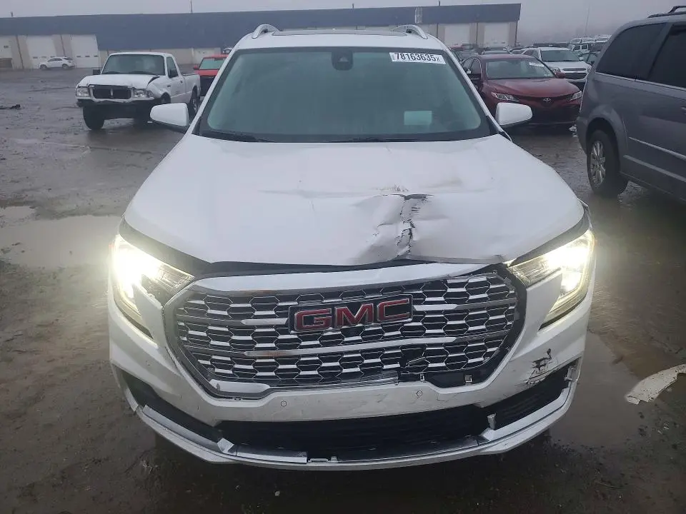 2023 GMC TERRAIN DENALI  