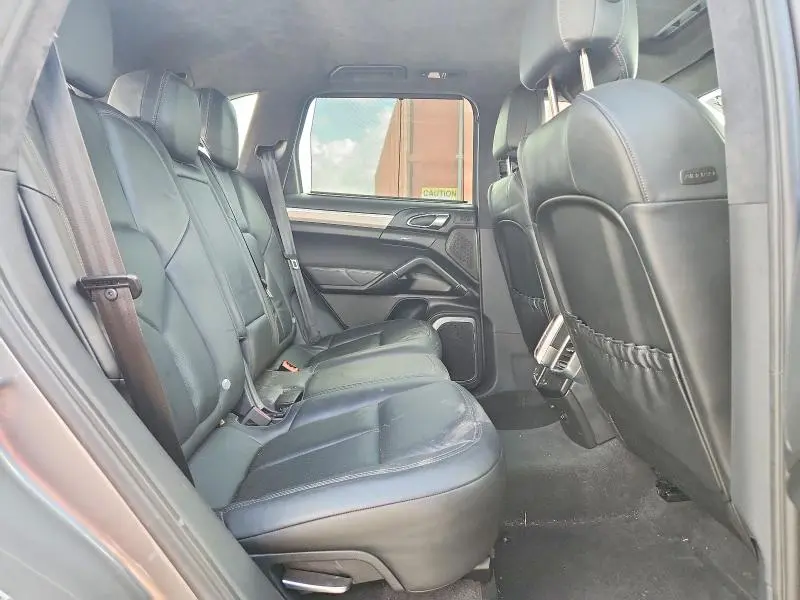 2011 PORSCHE CAYENNE TURBO  