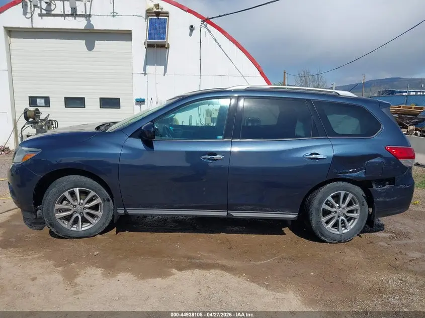 2016 NISSAN PATHFINDER S