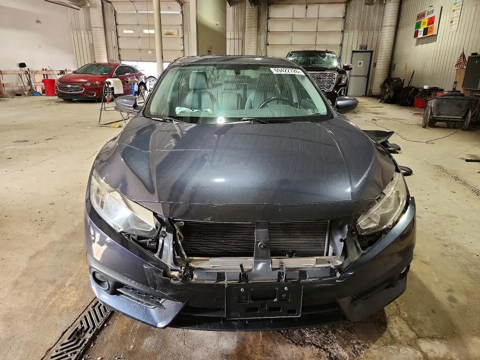 2018 HONDA CIVIC EX  