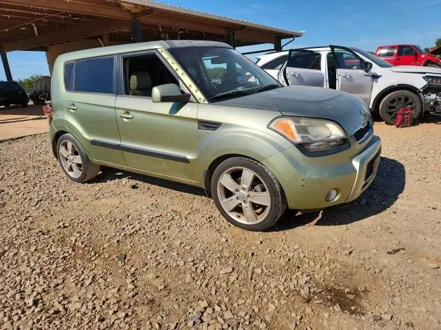 2011 KIA SOUL +  