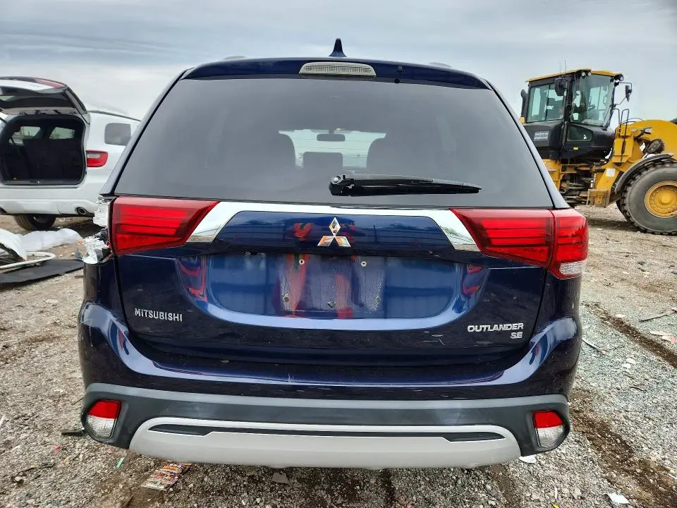 2019 MITSUBISHI OUTLANDER SE  