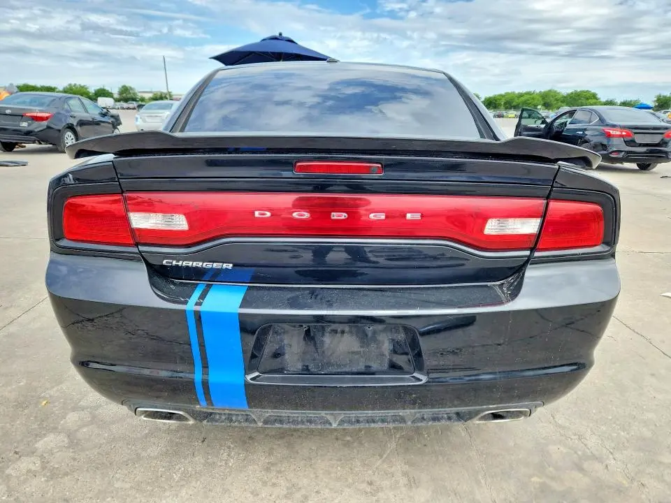 2013 DODGE CHARGER SXT  
