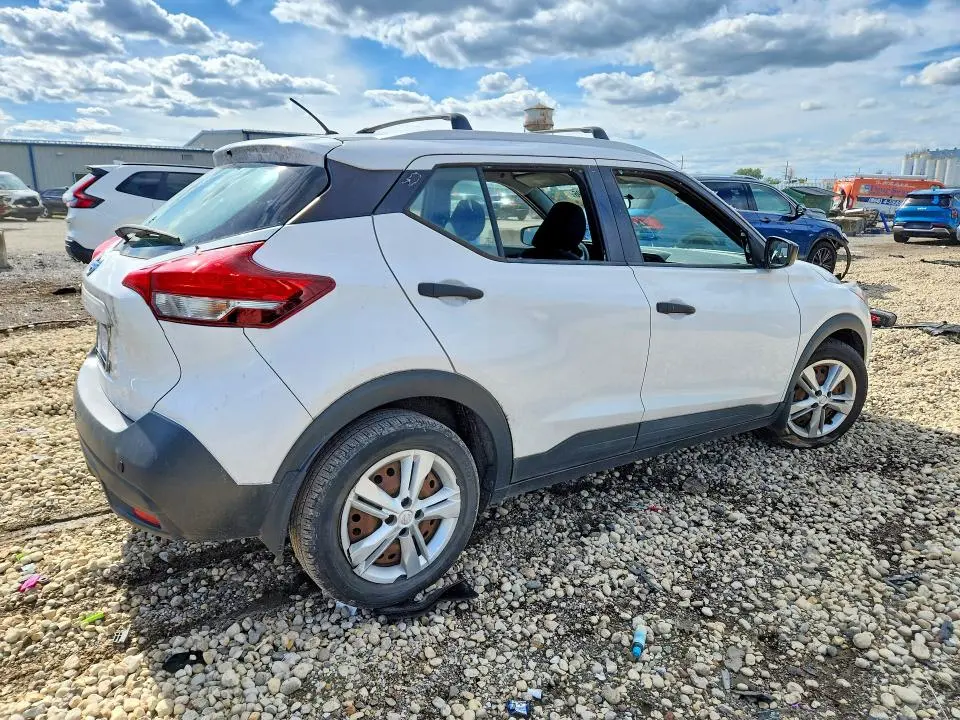 2018 NISSAN KICKS S  