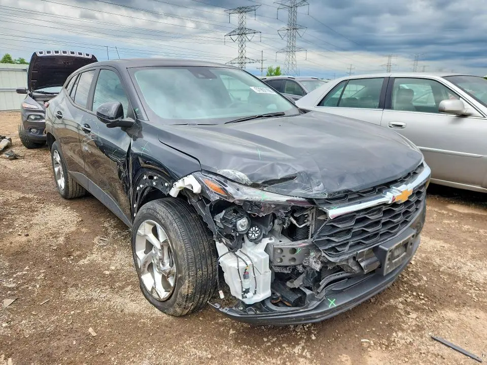 2024 CHEVROLET TRAX LS  