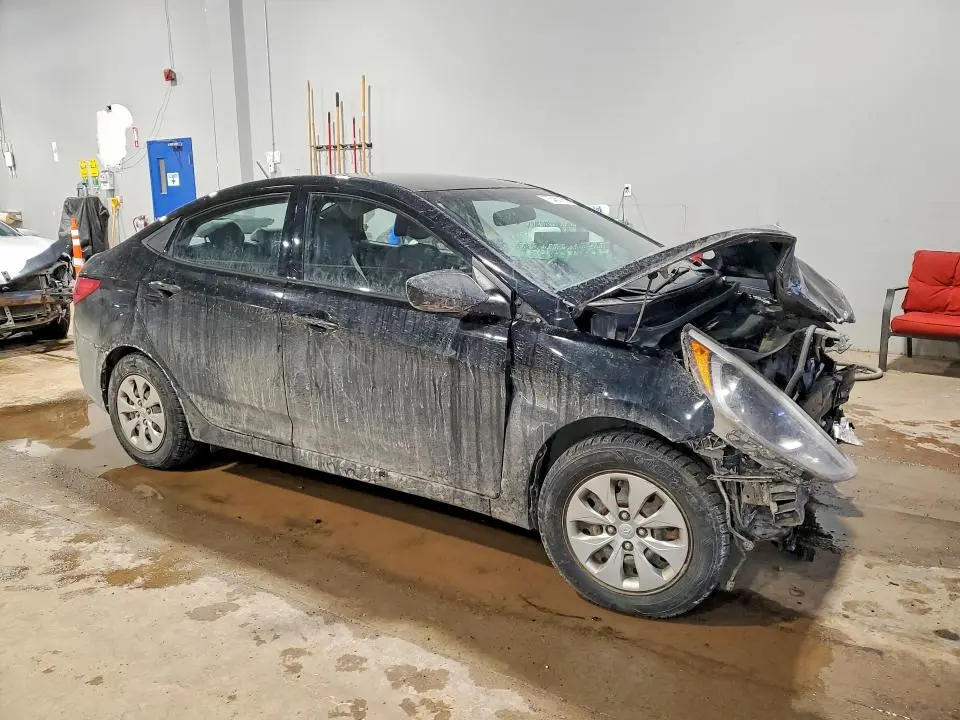 2016 HYUNDAI ACCENT SE  