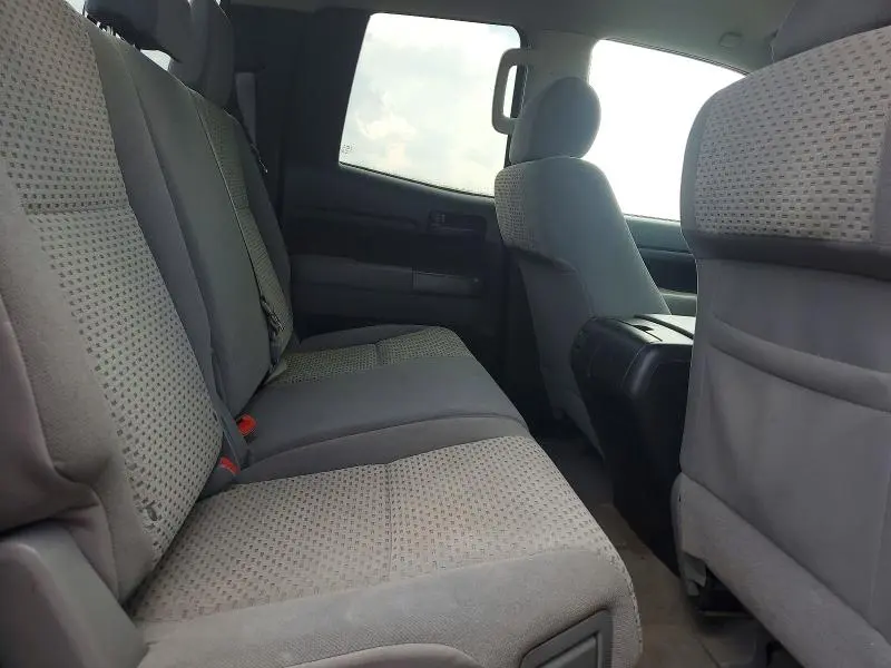 2010 TOYOTA TUNDRA DOUBLE CAB SR5  