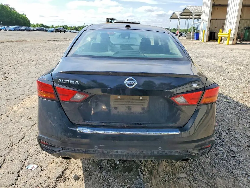 2021 NISSAN ALTIMA SL  