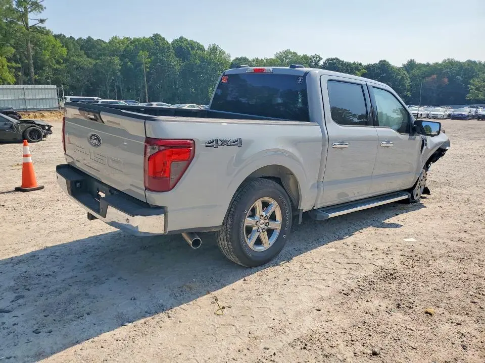 2024 FORD F150 XLT  