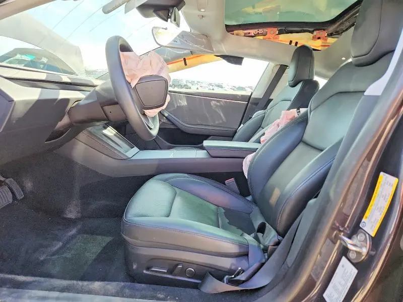 2024 TESLA MODEL 3   