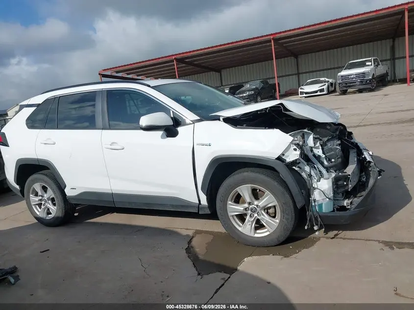 2021 TOYOTA RAV4 HYBRID XLE