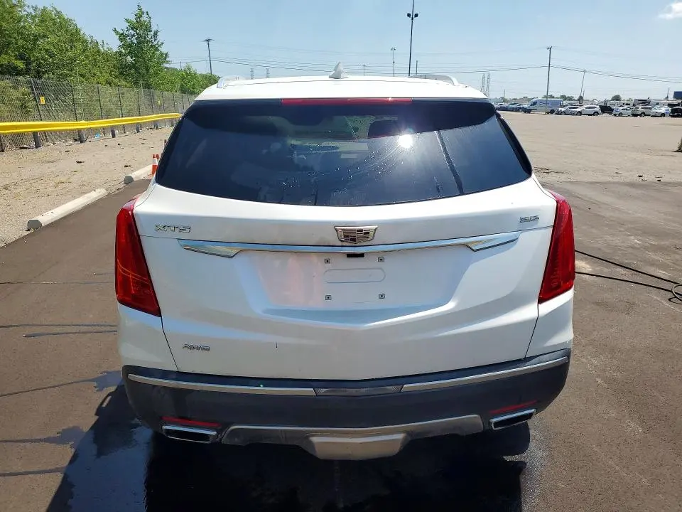2017 CADILLAC XT5 PLATINUM  