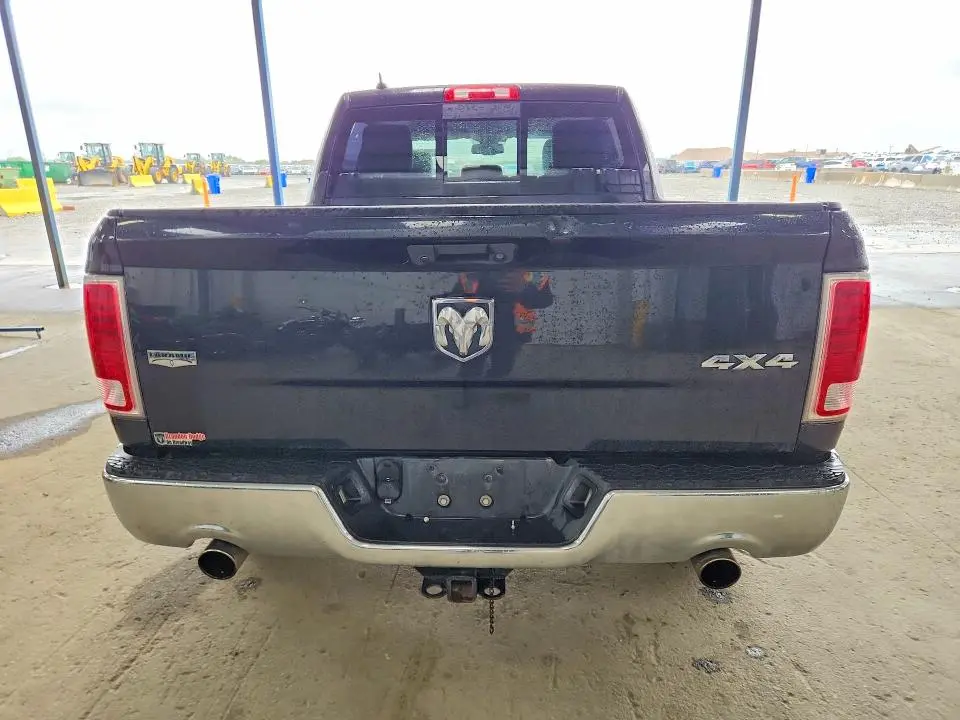 2015 RAM 1500 LARAMIE  