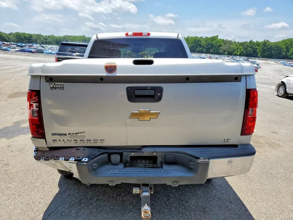 2011 CHEVROLET SILVERADO C1500 LT  
