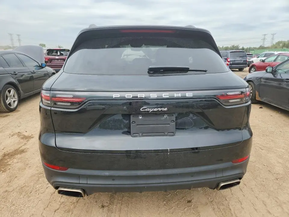2019 PORSCHE CAYENNE   
