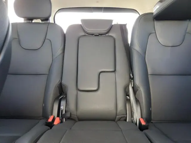 2024 VOLVO XC90 PLUS