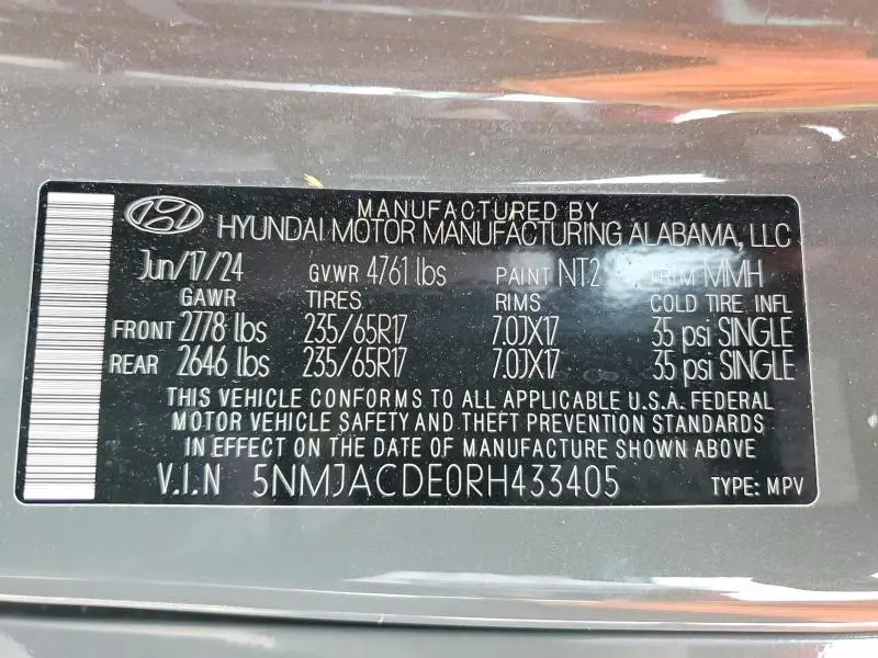2024 HYUNDAI TUCSON SE  