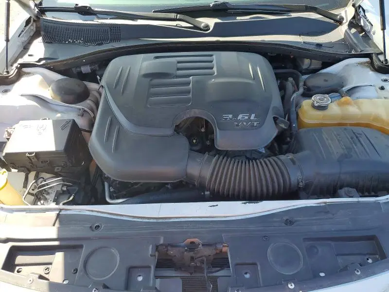 2016 CHRYSLER 300C   