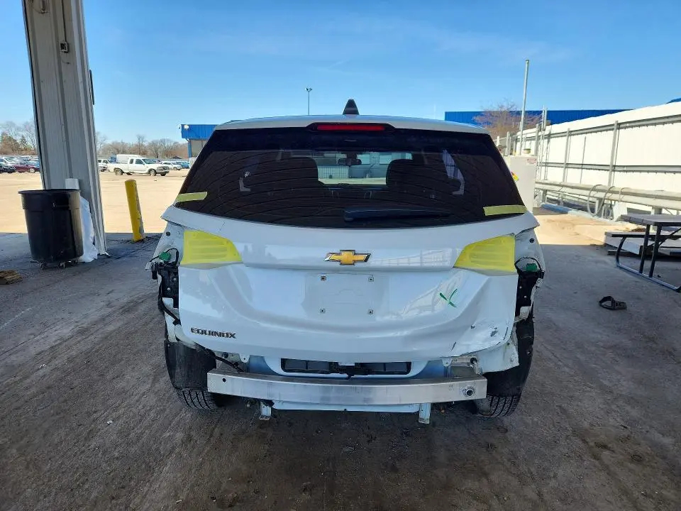 2020 CHEVROLET EQUINOX LS  