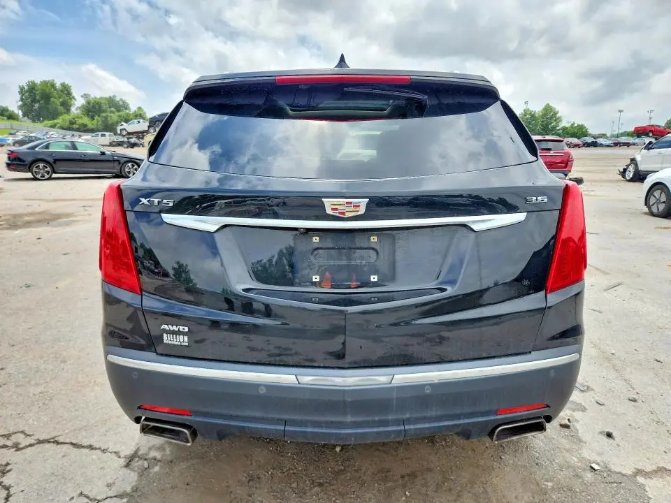 2017 CADILLAC XT5 LUXURY  