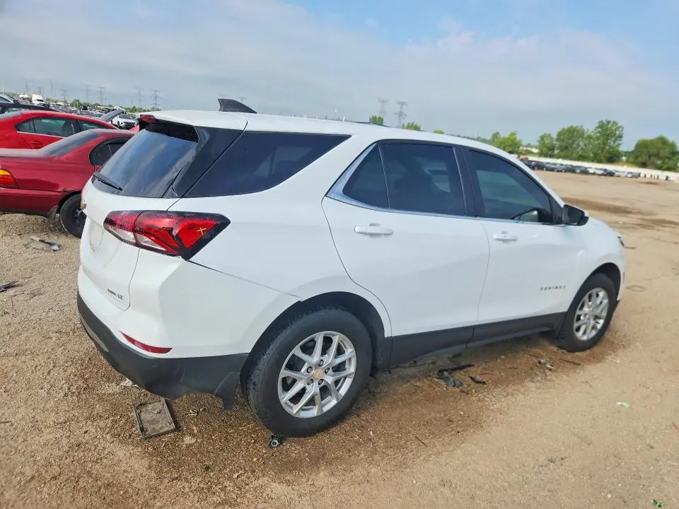 2023 CHEVROLET EQUINOX LT  