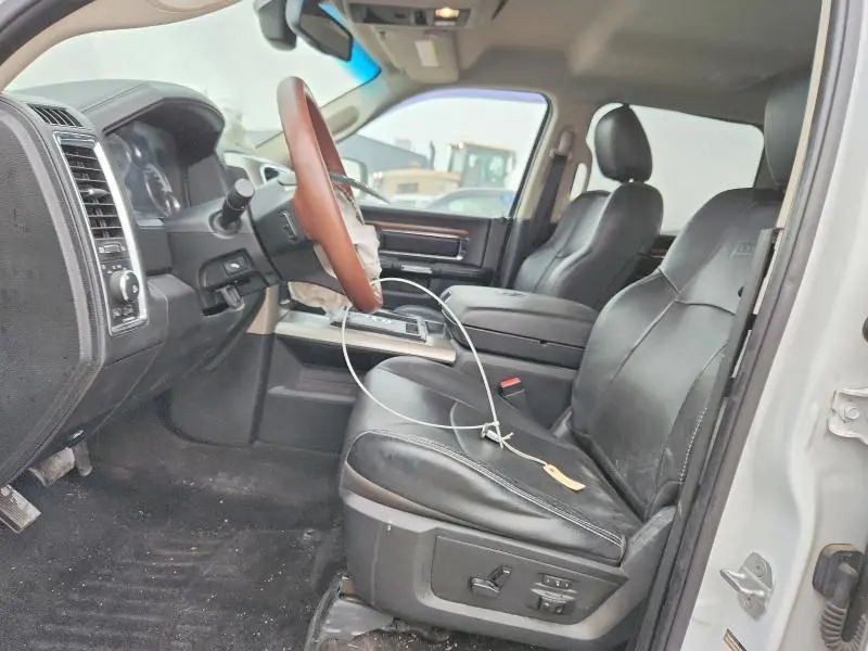 2013 RAM 1500 LARAMIE  