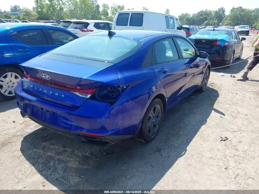 2021 HYUNDAI ELANTRA SEL
