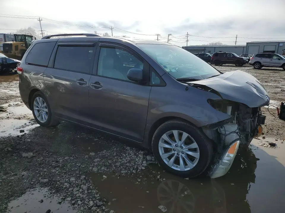 2011 TOYOTA SIENNA XLE 8-PASSENGER  