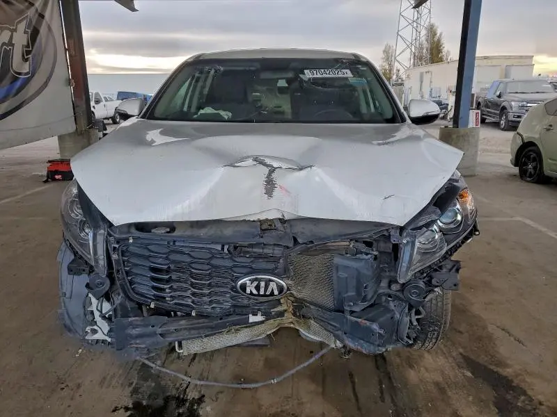 2020 KIA SORENTO S  