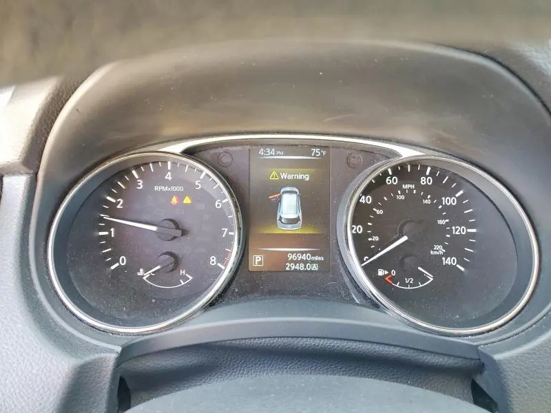 2015 NISSAN ROGUE SV  
