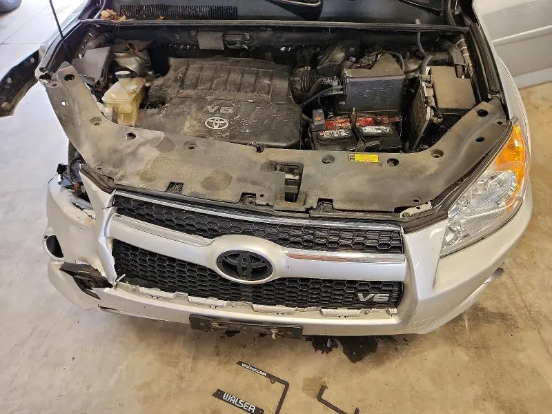 2011 TOYOTA RAV4 LIMITED  