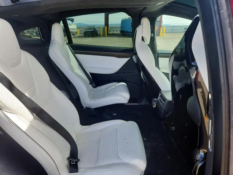 2016 TESLA MODEL X   