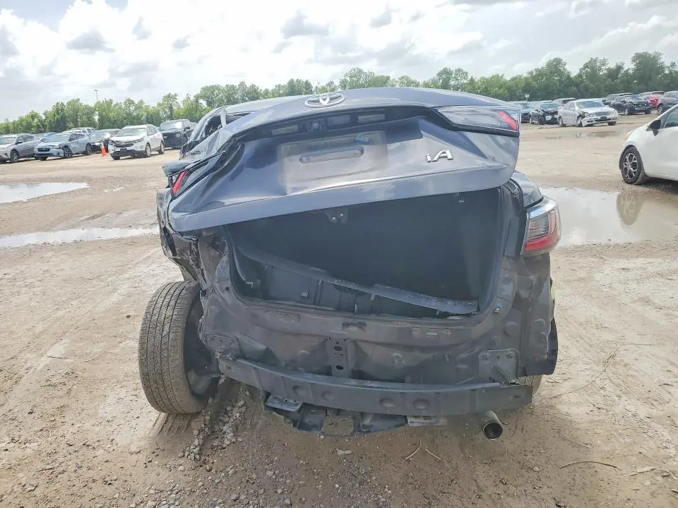 2017 TOYOTA YARIS IA BASE  
