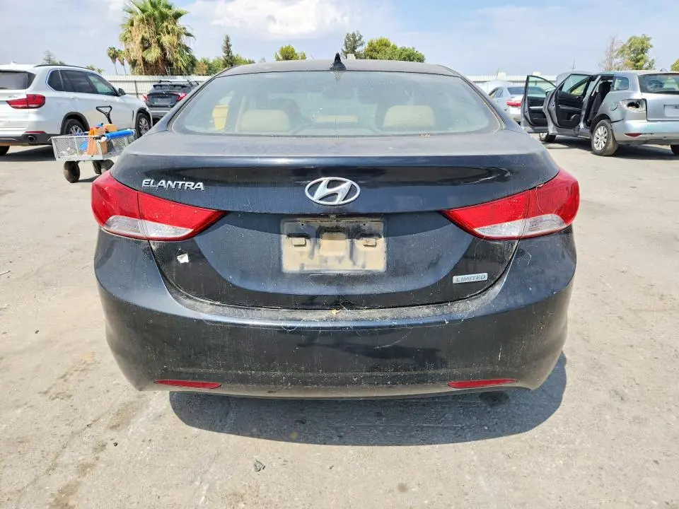 2013 HYUNDAI ELANTRA LIMITED  