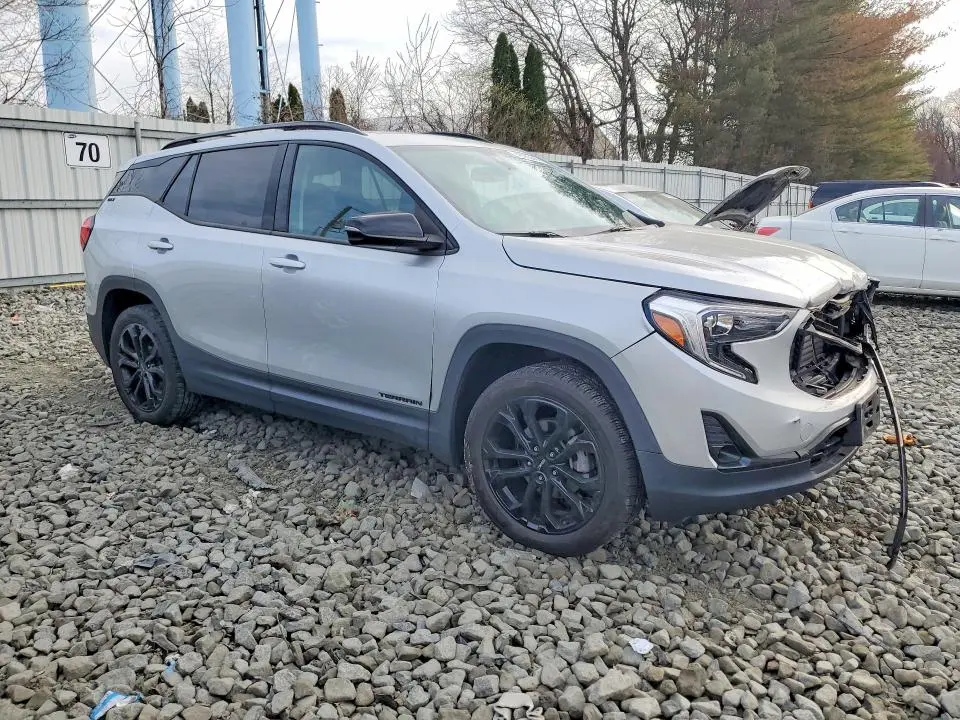 2020 GMC TERRAIN SLT  