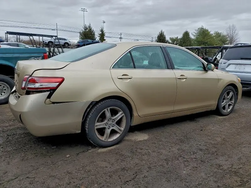2011 TOYOTA CAMRY BASE  